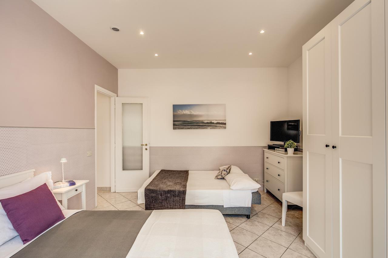 Rome4Guest Ostia Apartment Exterior photo