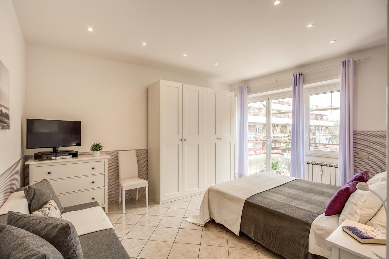 Rome4Guest Ostia Apartment Exterior photo